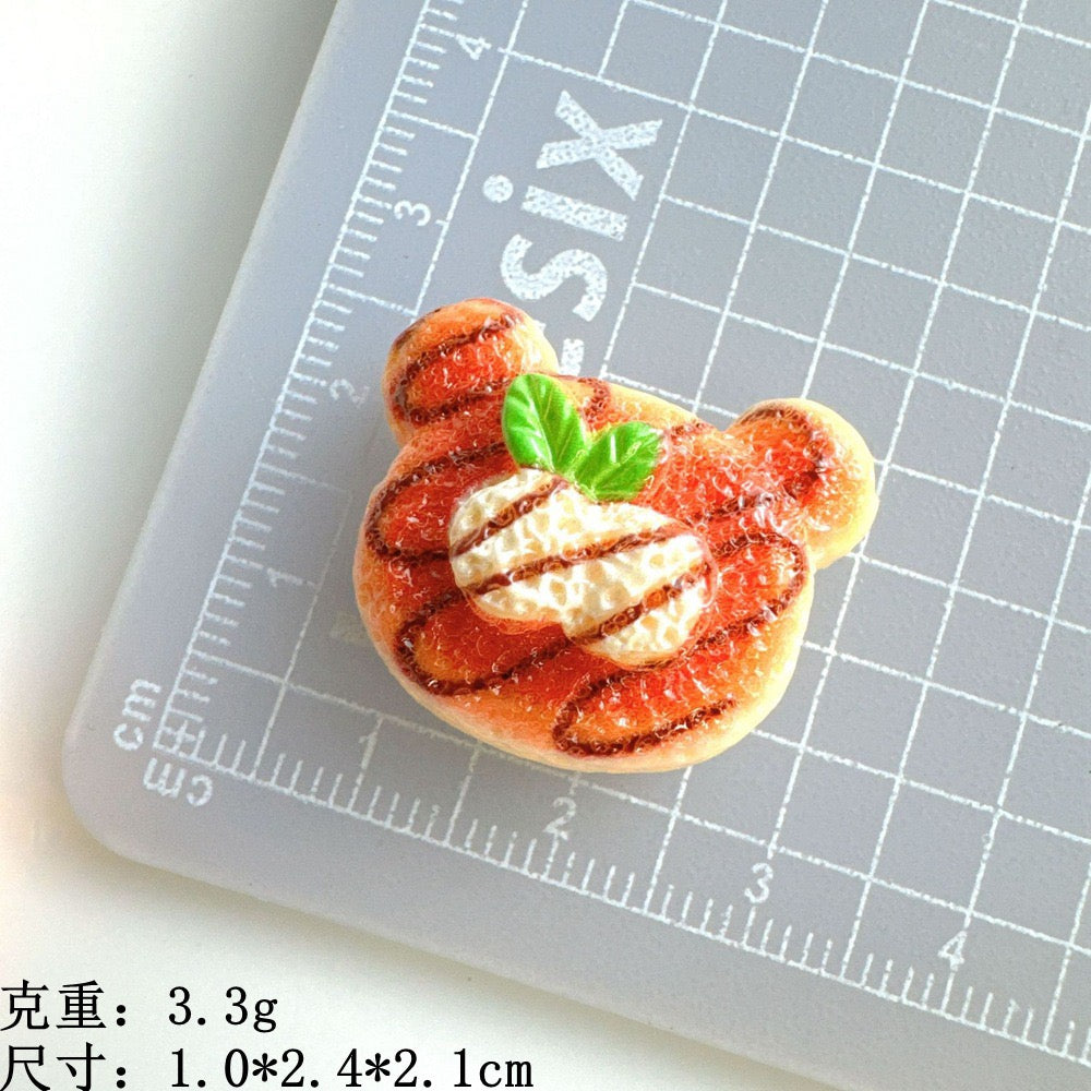 Bear bread Resin cartoon accessories