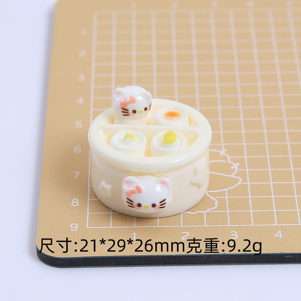Three-dimensional cat pot