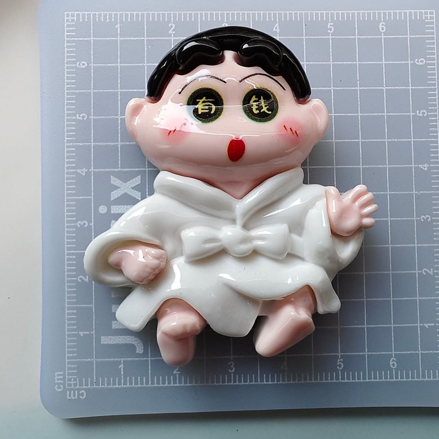 Large Crayon Shin-chan Charm