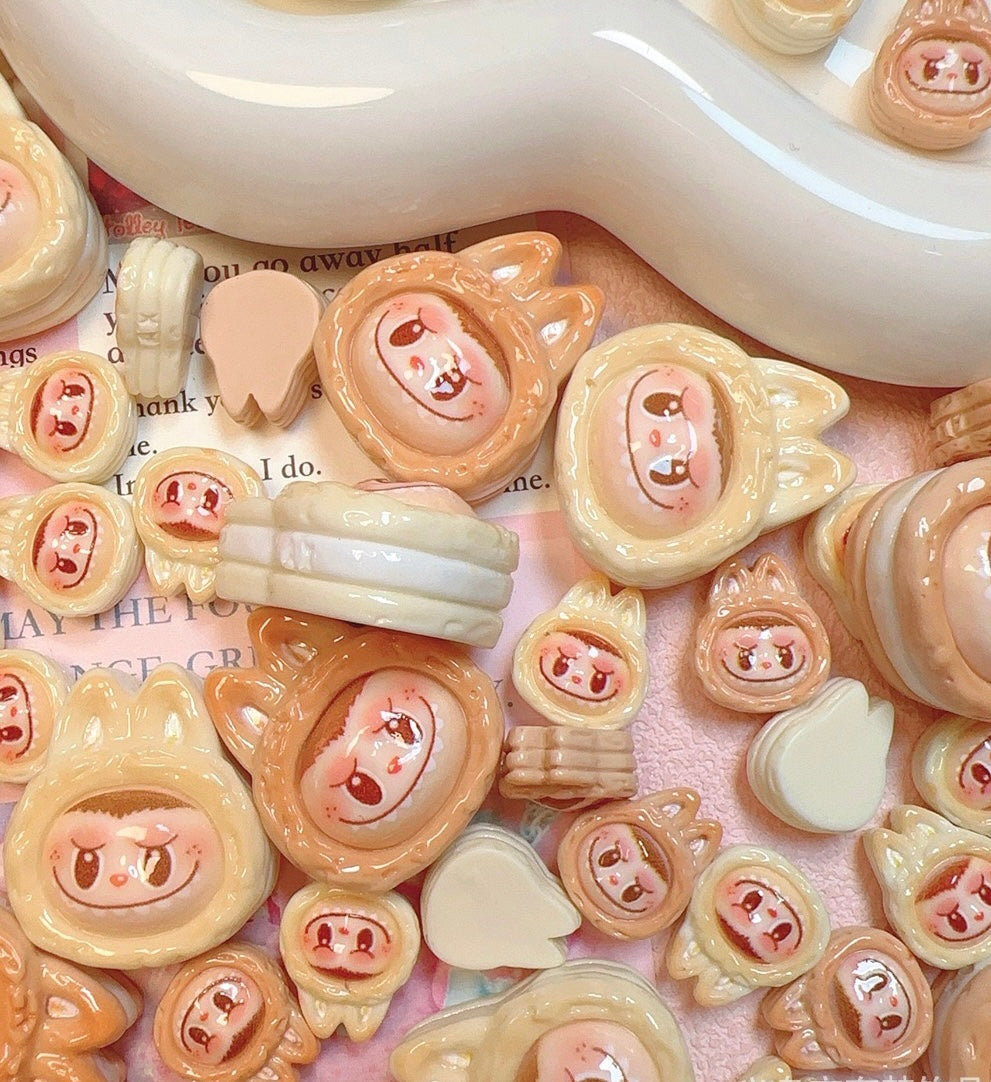 Lafufu Charm