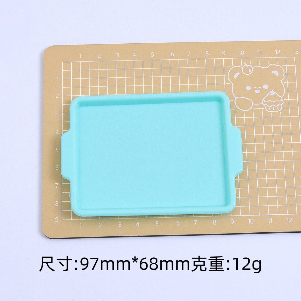 Large Plate Charm