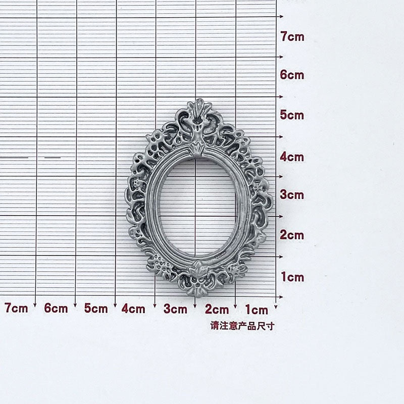 The Charm Of Vintage Photo Frames