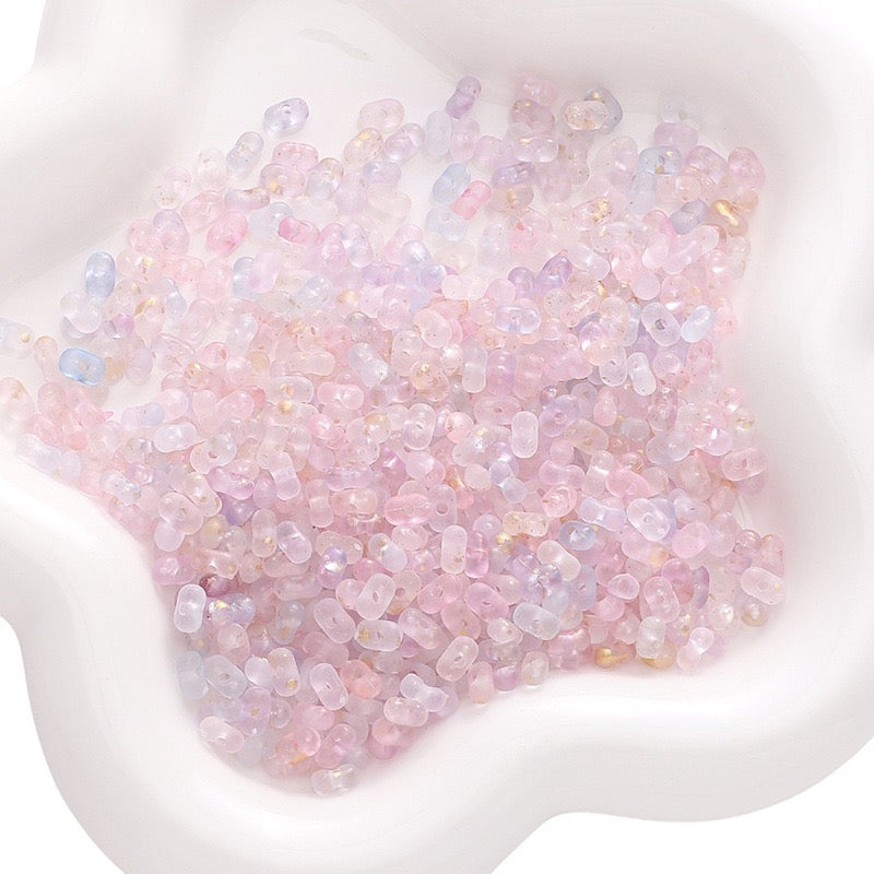 12-Color Peanut-Shaped Beads