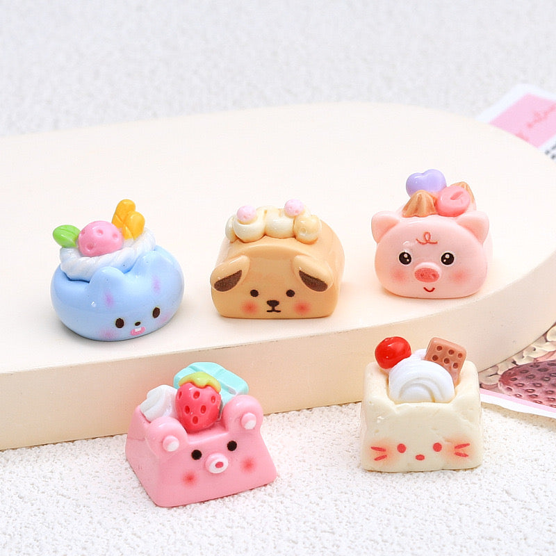 Mini Cake Charm
