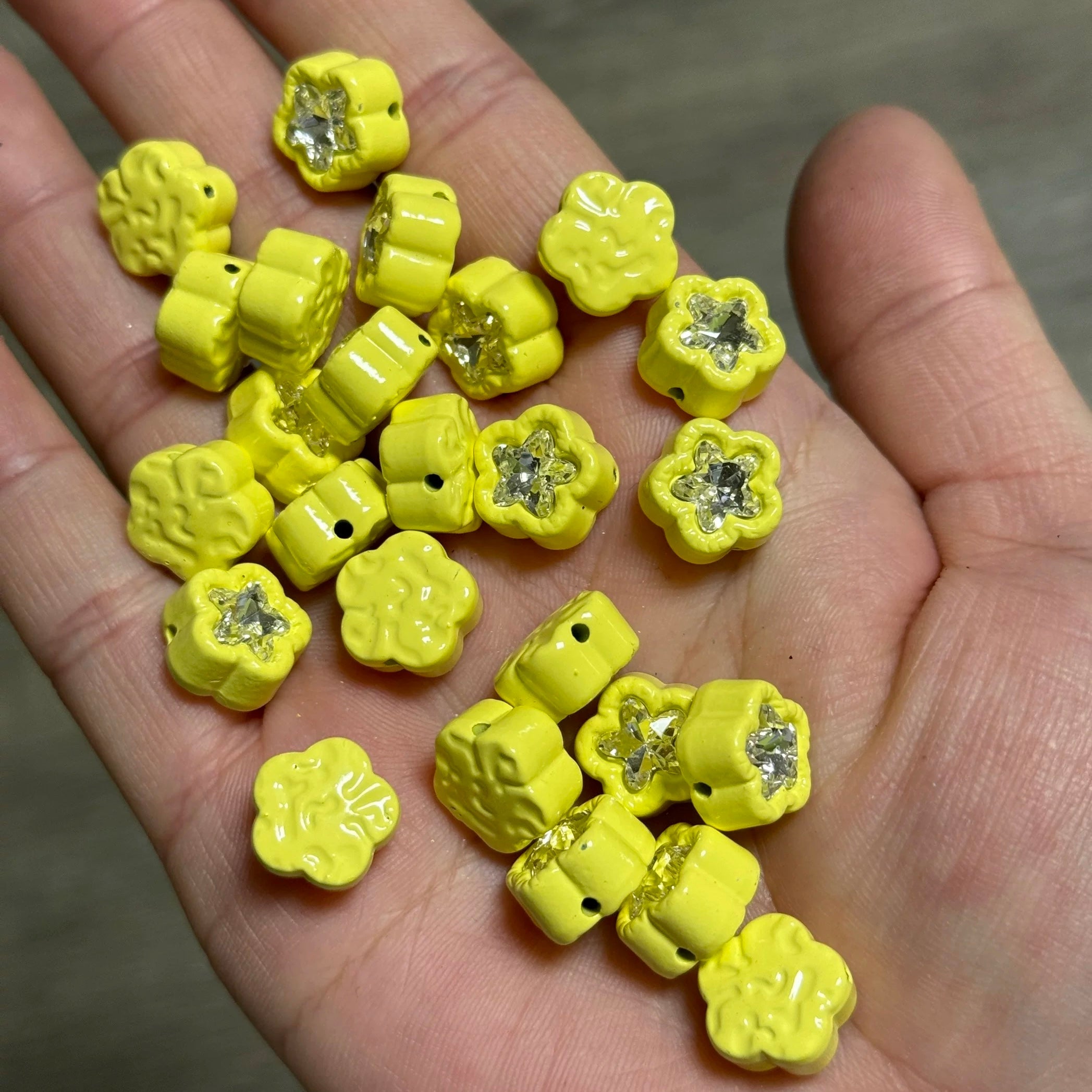 Flower-Shaped Alloy Beads