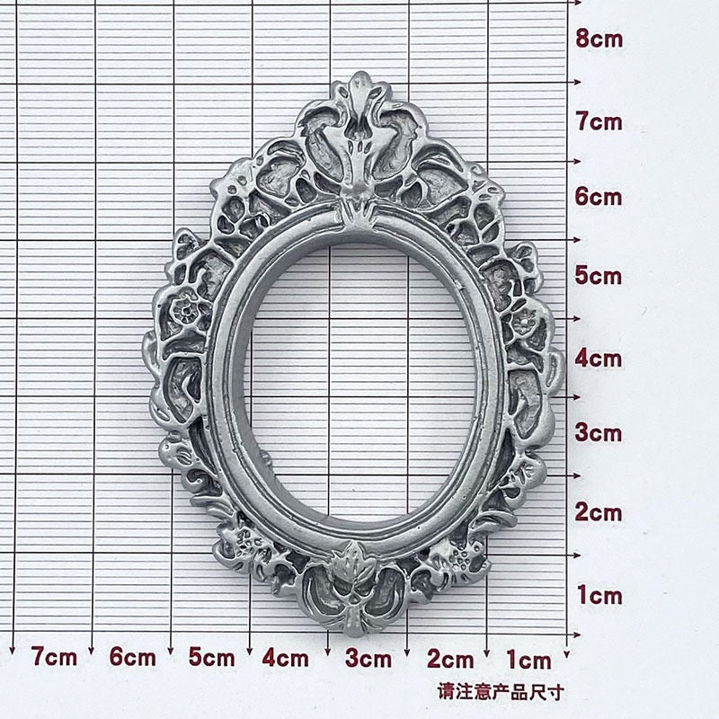 The Charm Of Vintage Photo Frames