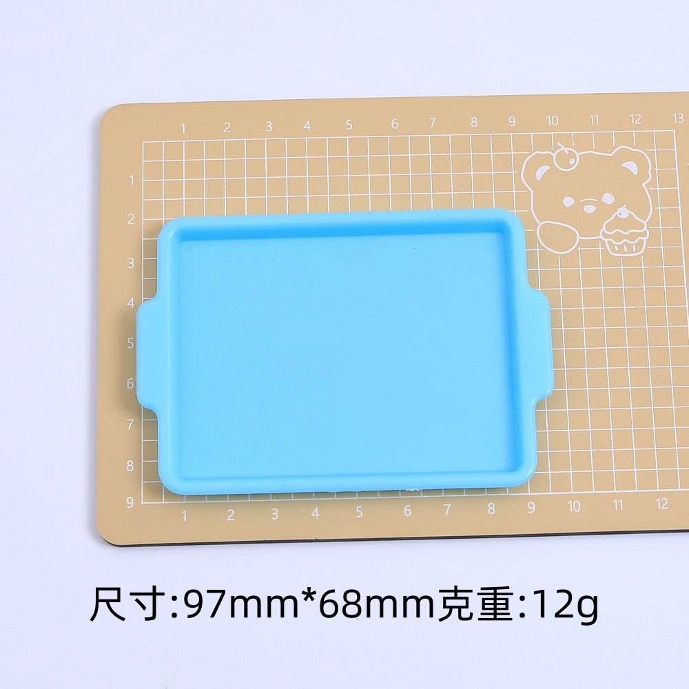 Large Plate Charm