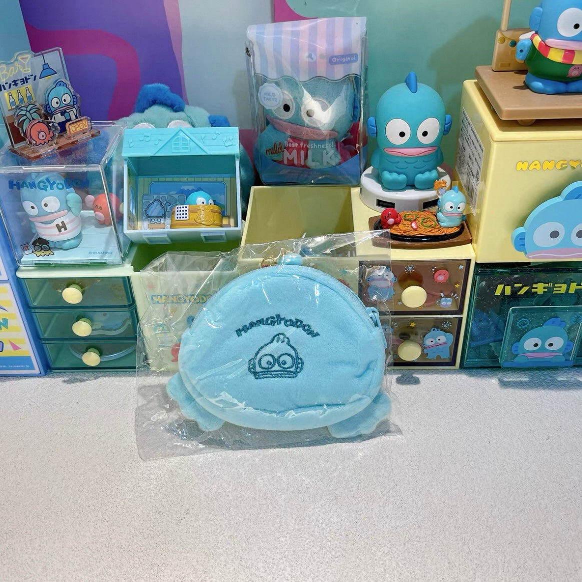 Hangyodon Bags