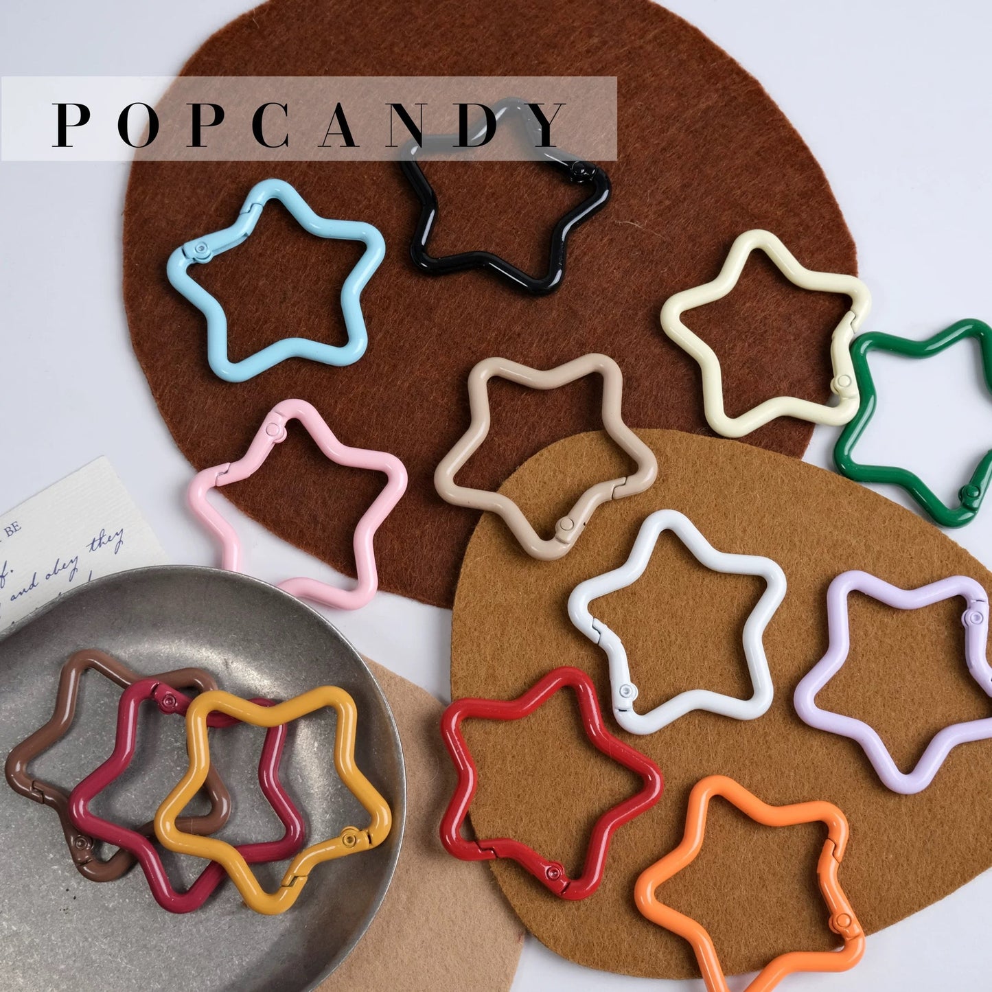 Large-Sized Star-Shaped Spring Button