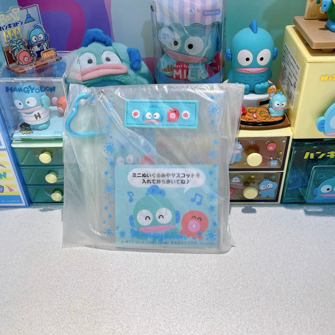 Hangyodon Bags
