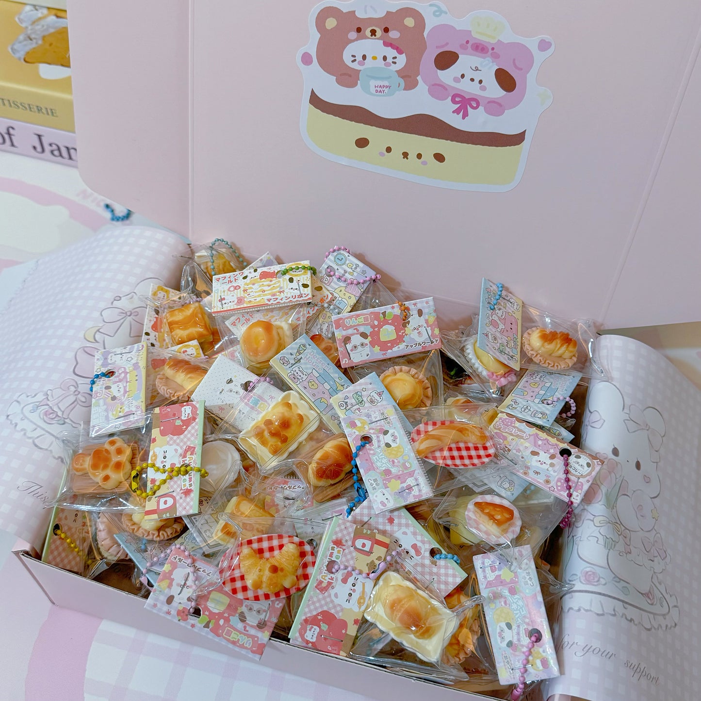 ｛Sync with video ｝Mini Food Charm