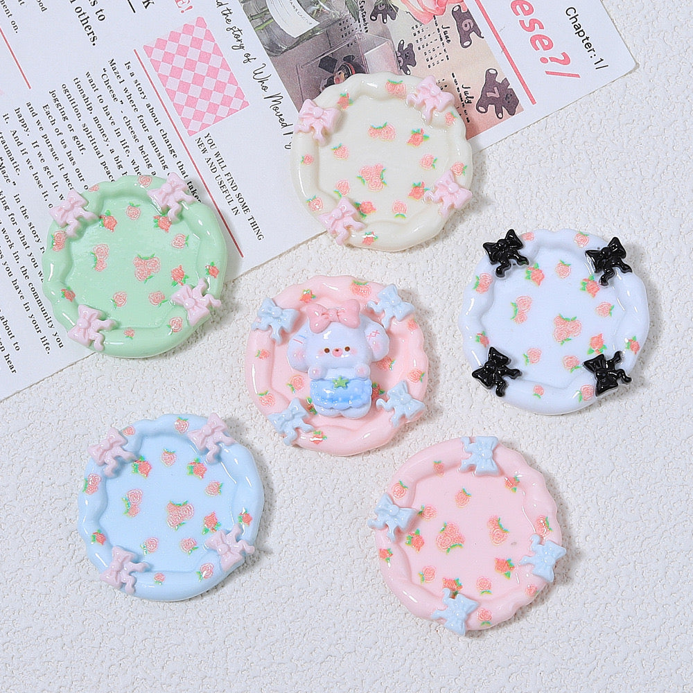 Cute Plate Charm