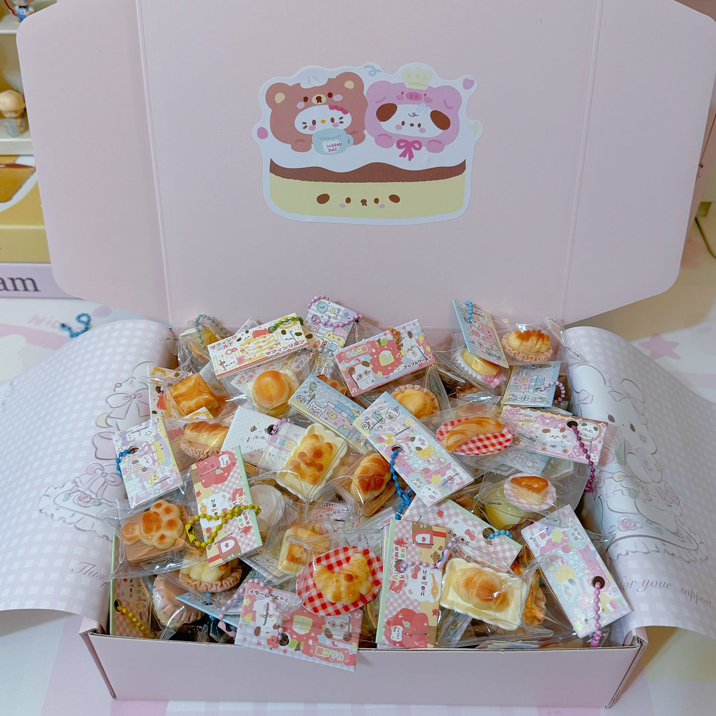 ｛Sync with video ｝Mini Food Charm