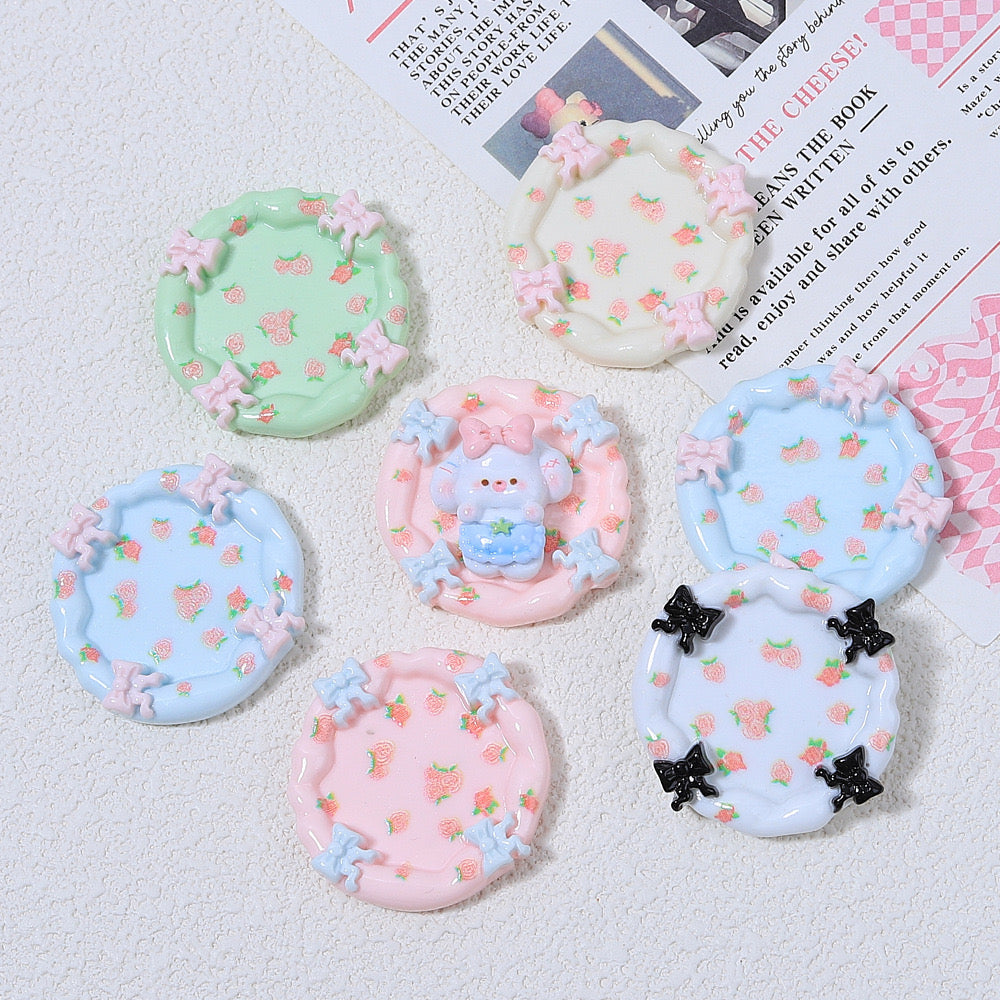 Cute Plate Charm