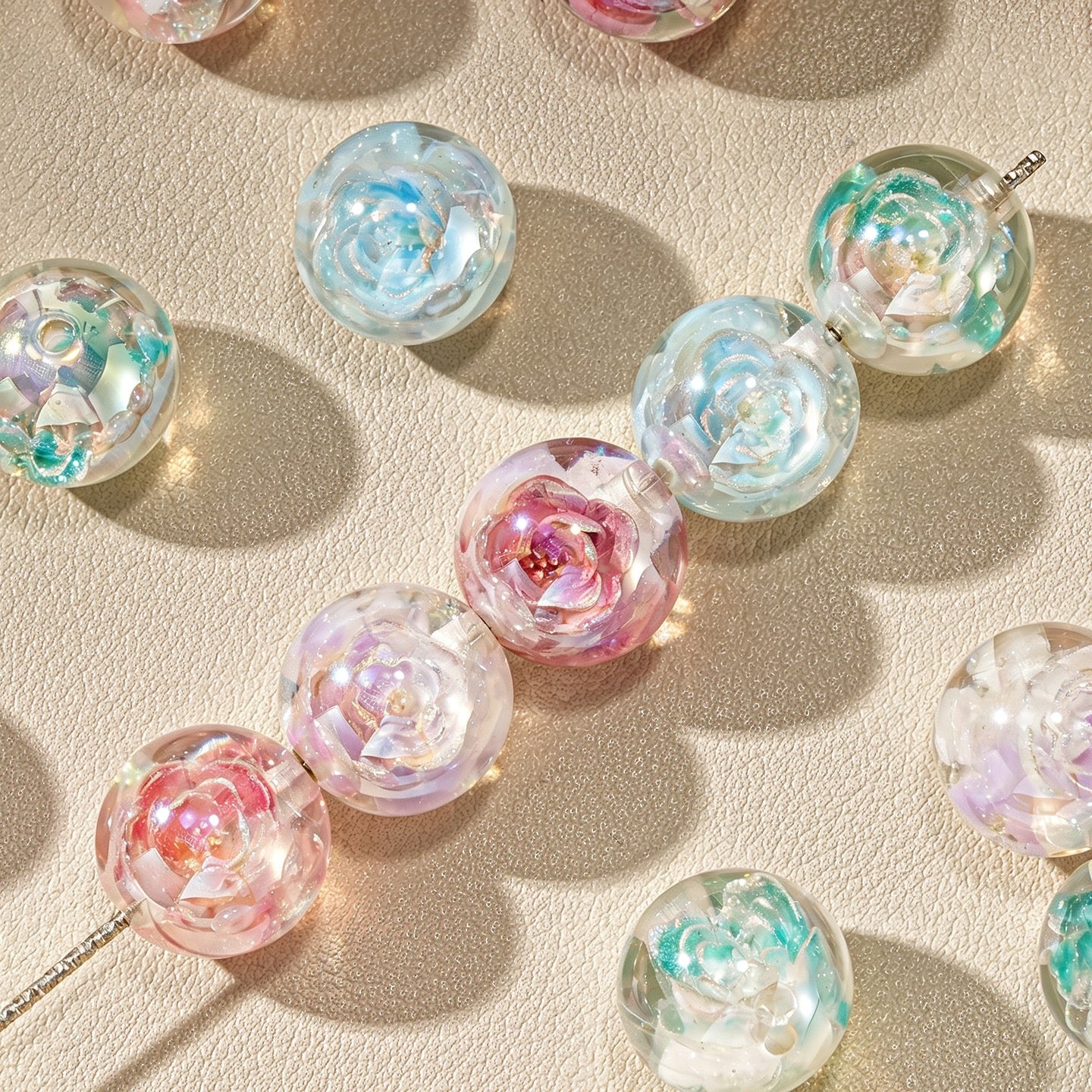 0.6‑inch electroplated flower beads charm
