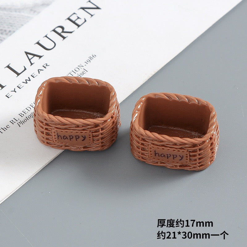 Simulated resin woven basket
