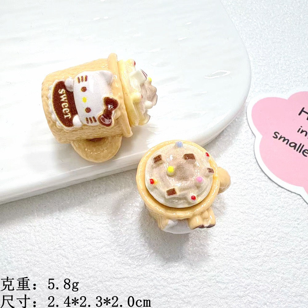 Resin cartoon three-dimensional cup