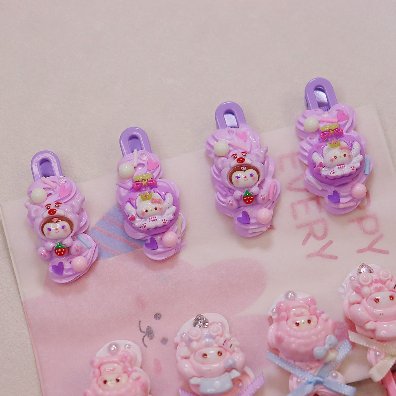 Collection of multi-style cream glue hairpins