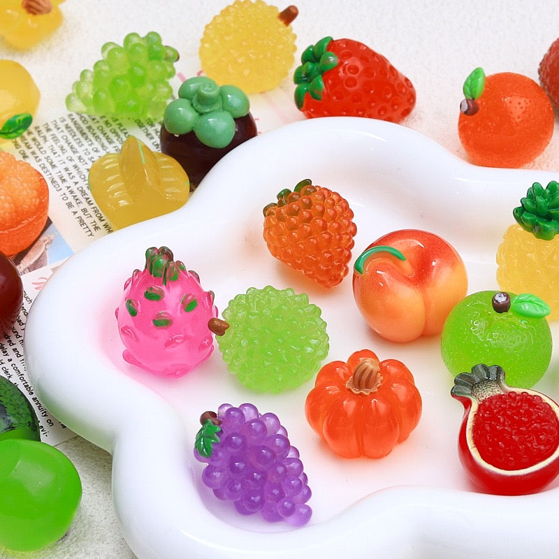 Luminous resin three-dimensional fruit
