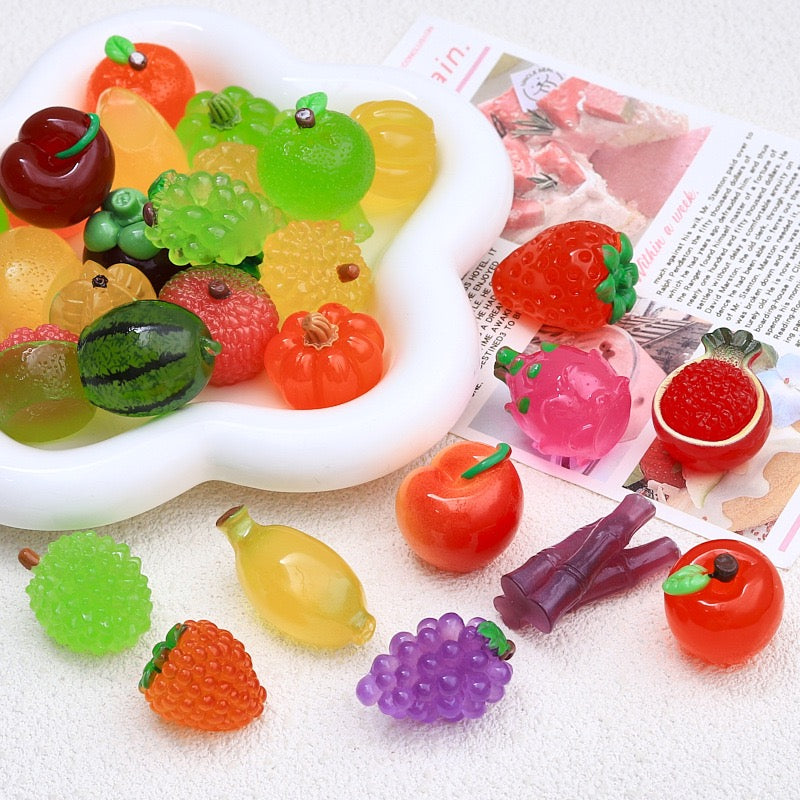 Luminous resin three-dimensional fruit