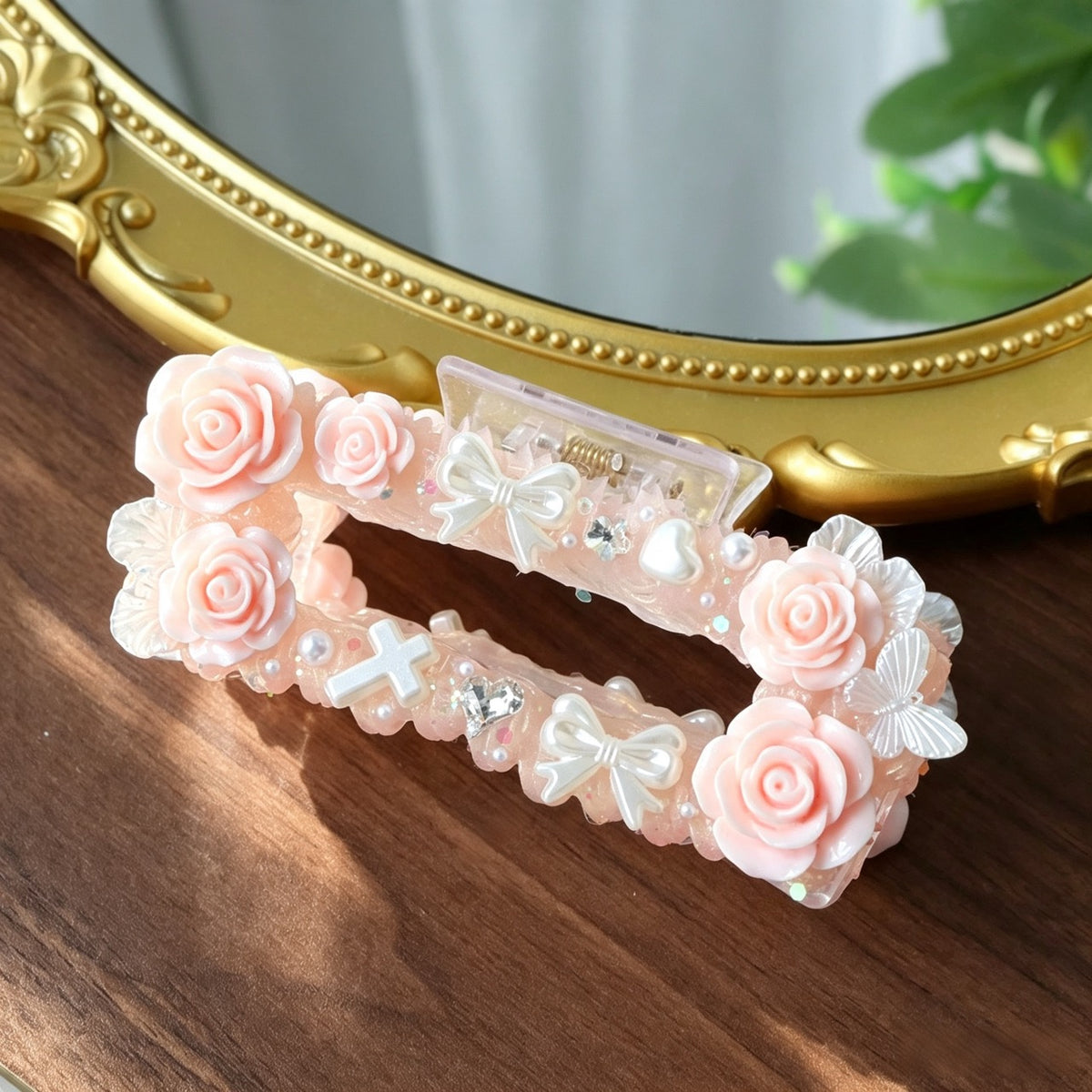 Decorated Cream Glue Claw Clip