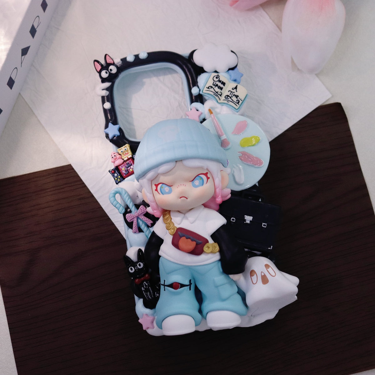Dora Escape‑Plan Series Handmade Cream Glue Case