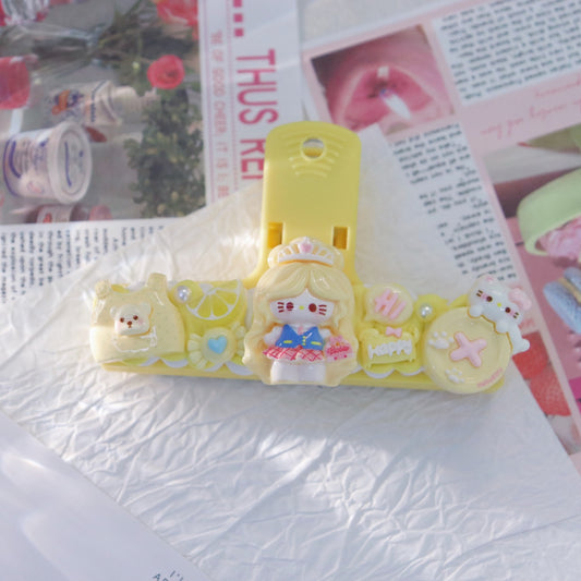 Yellow Magnetic Creamy Glue File Folder