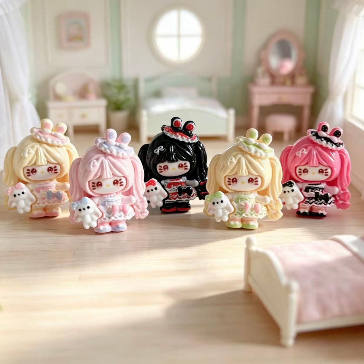Resin cartoon charm (July styles)