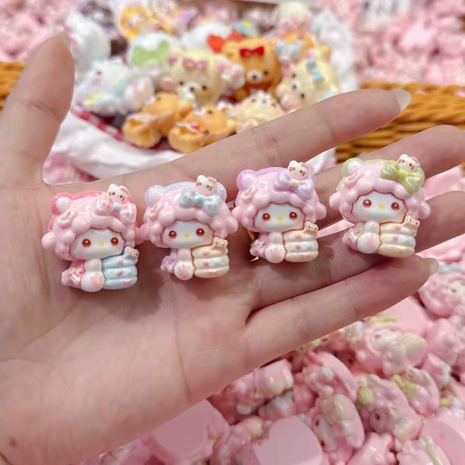 Cute resin cartoon lamb (multiple styles)