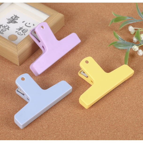 3-Piece Macaroon Color Series Magnetic File Folder