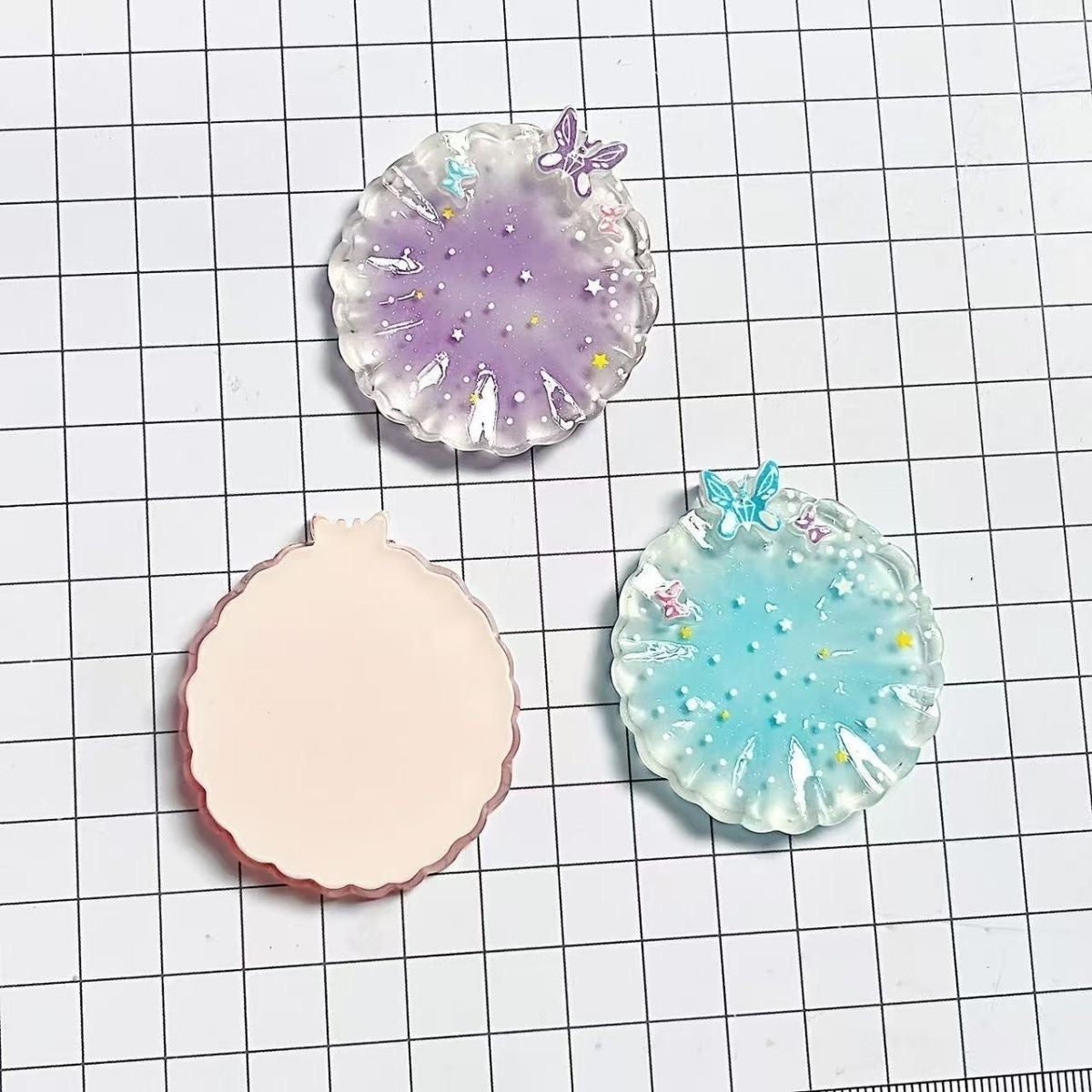 Translucent butterfly plate