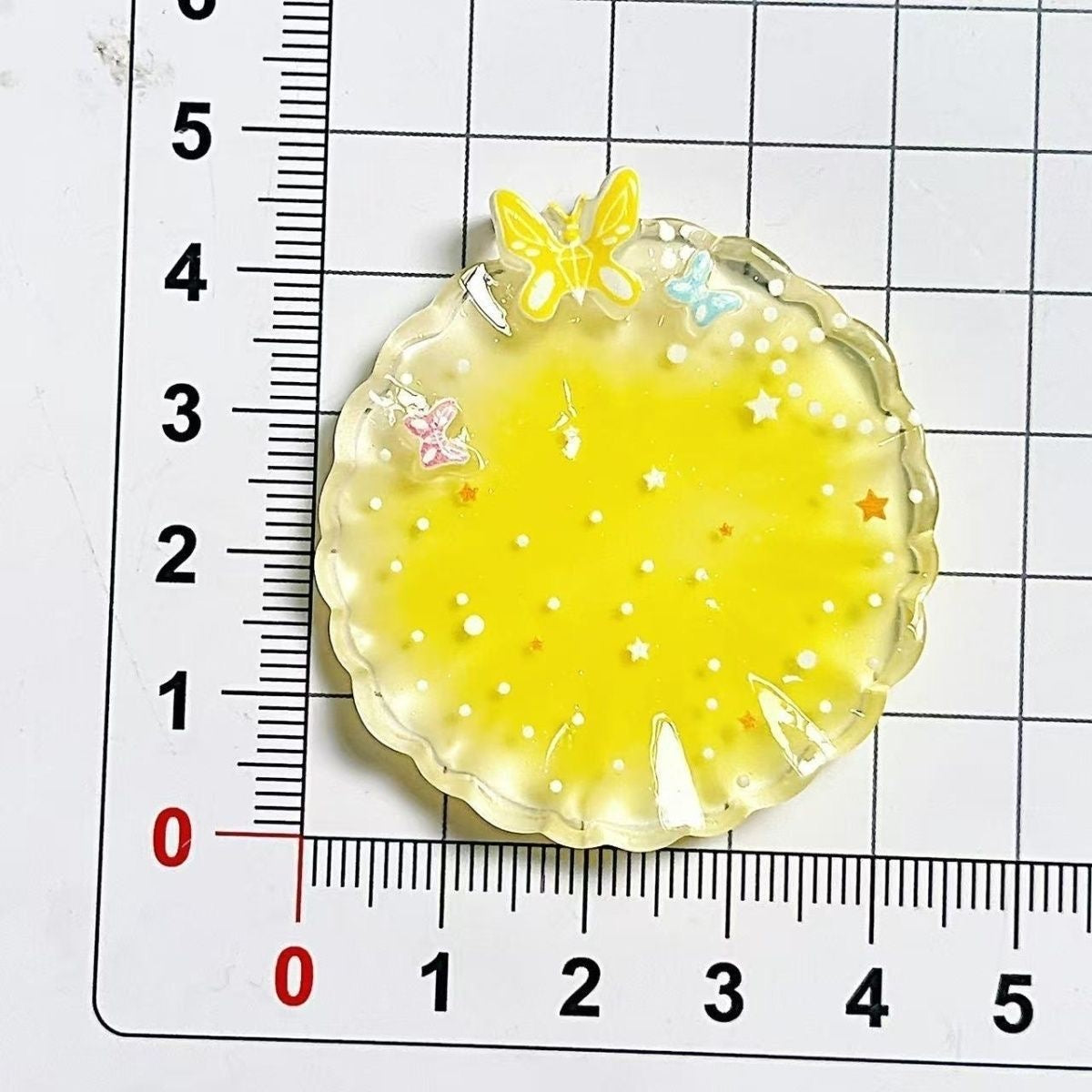 Translucent butterfly plate