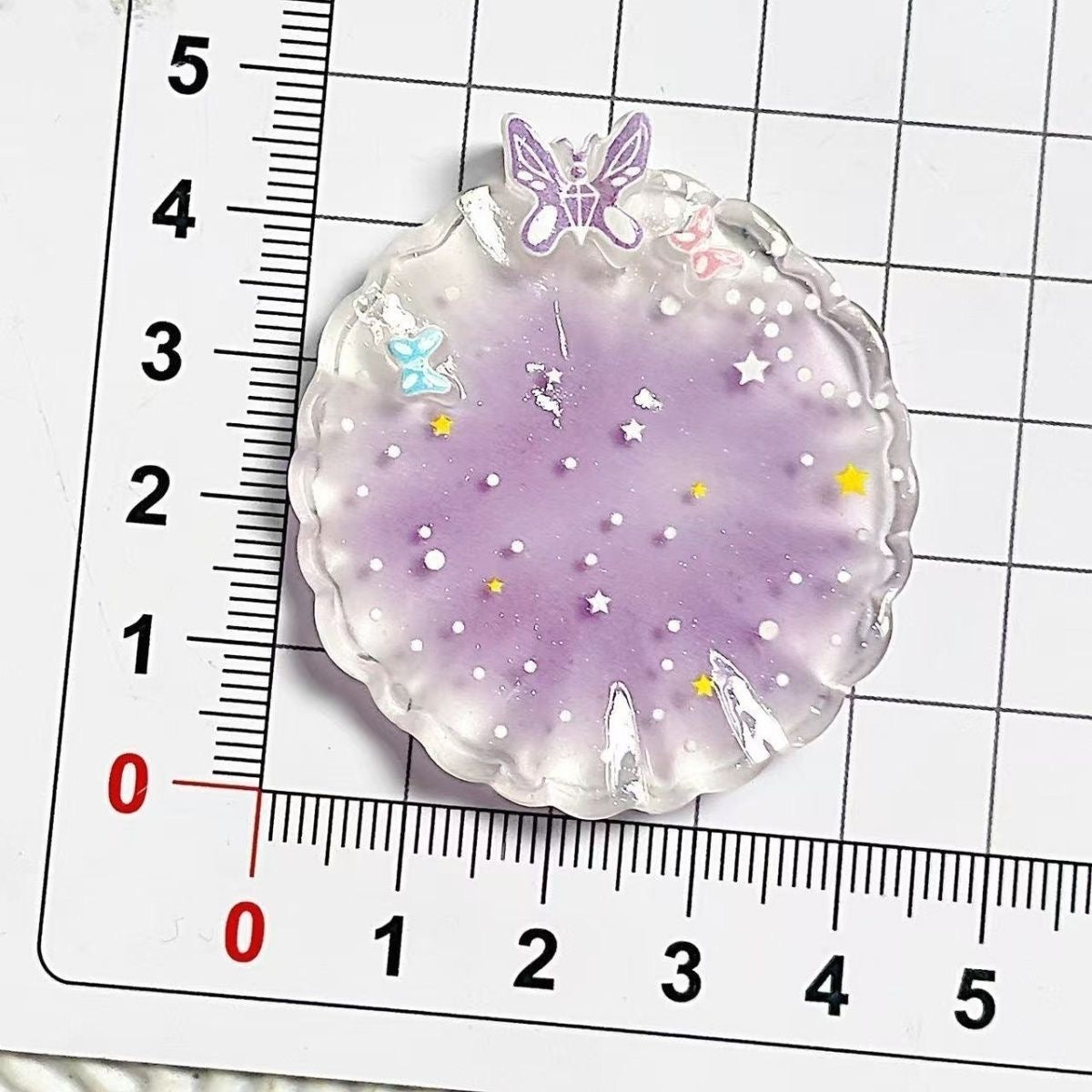 Translucent butterfly plate