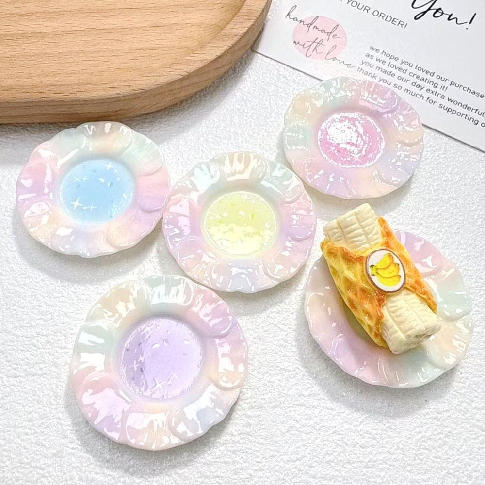 Translucent butterfly plate