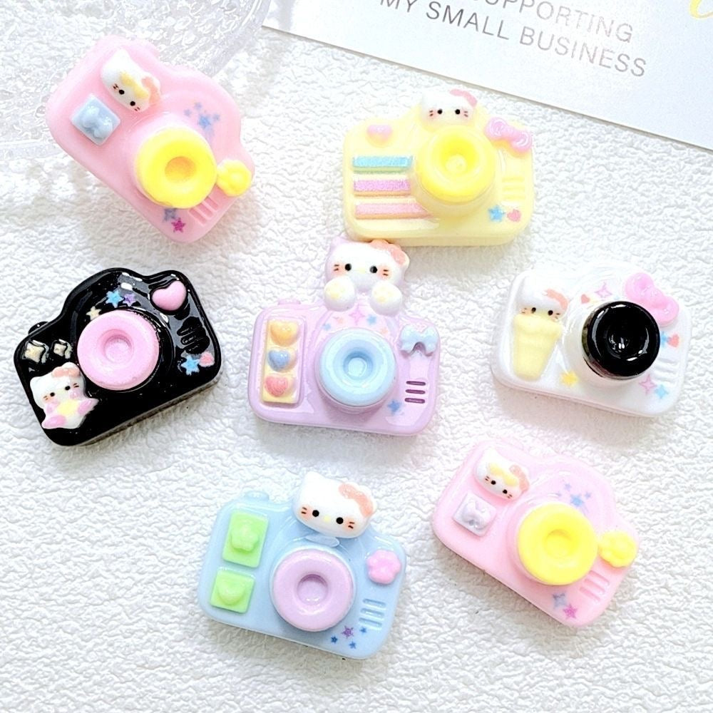 Camera resin cartoon charm