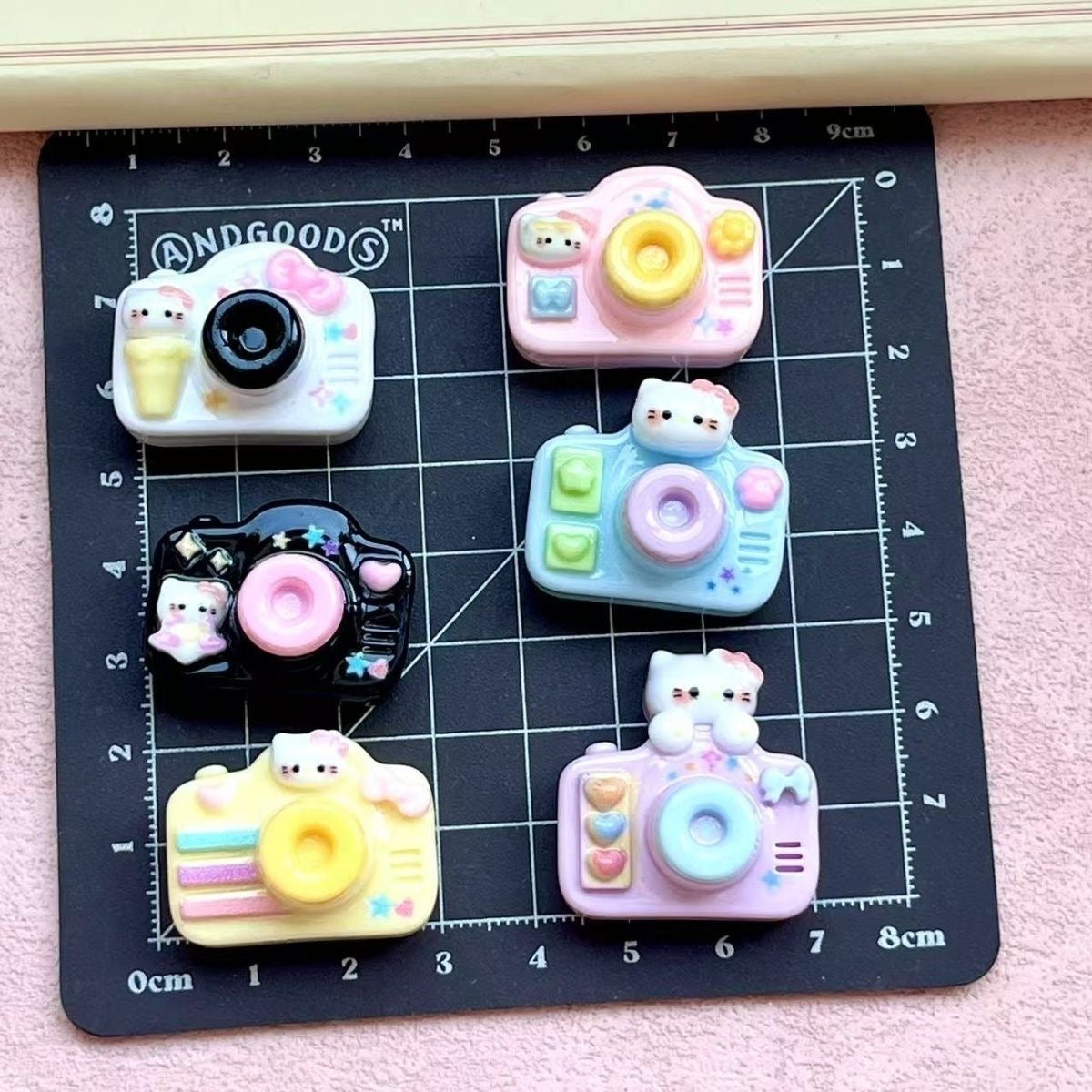 Camera resin cartoon charm