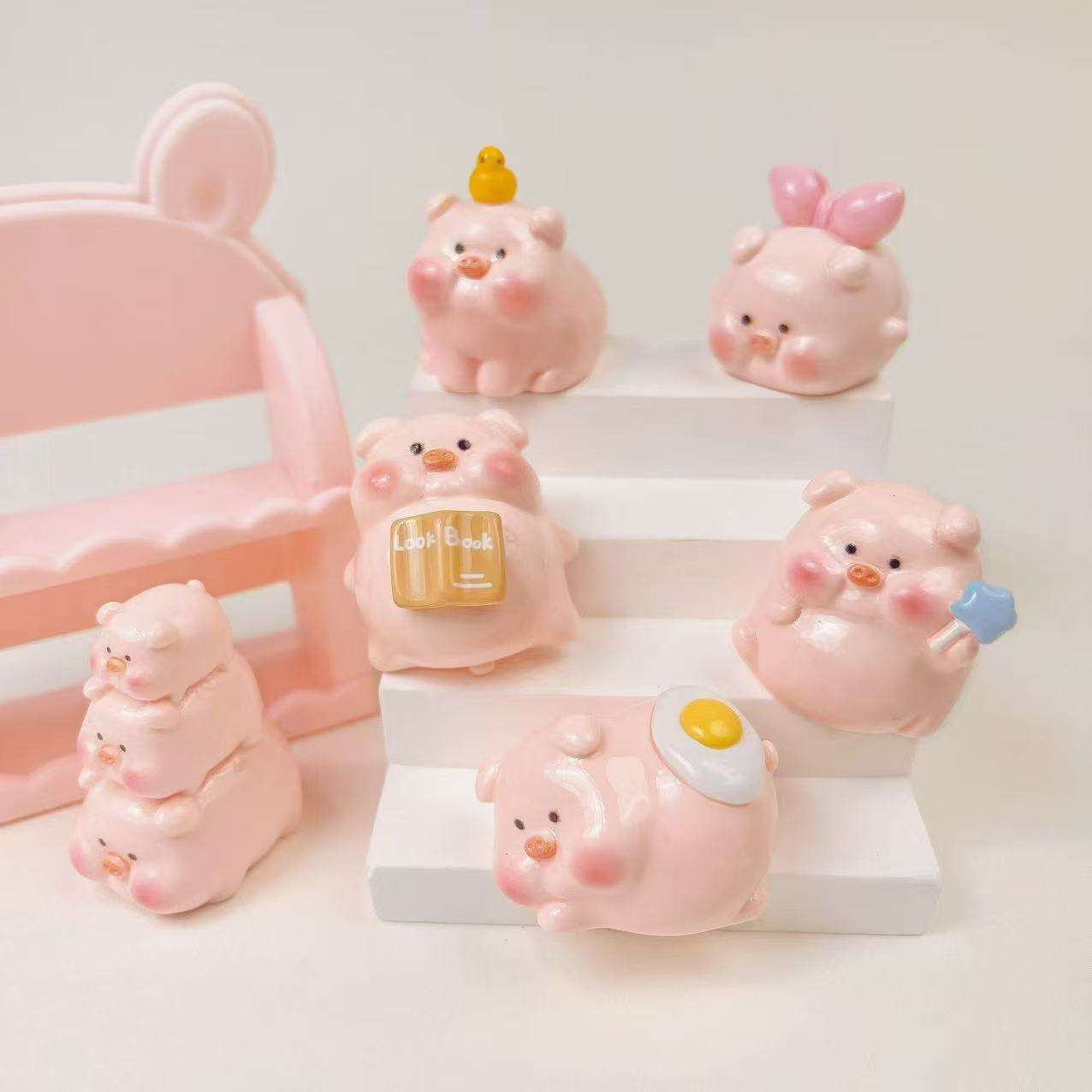 Solid-color stacked little pigs (6 styles)